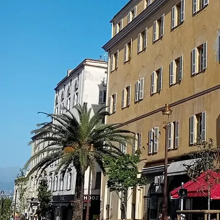 Апартаменты Jacuzzi Entre Et Montagne 200m Des Belles Plages