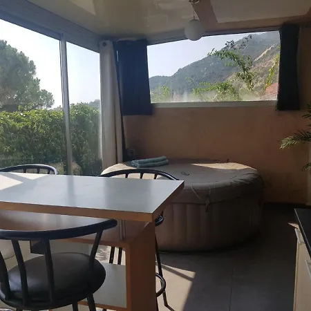 Jacuzzi Entre Et Montagne 200m Des Belles Plages Appartement Ajaccio (Corsica)